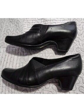 Clarks Sugar Spice Black Pleated Heels 9.5